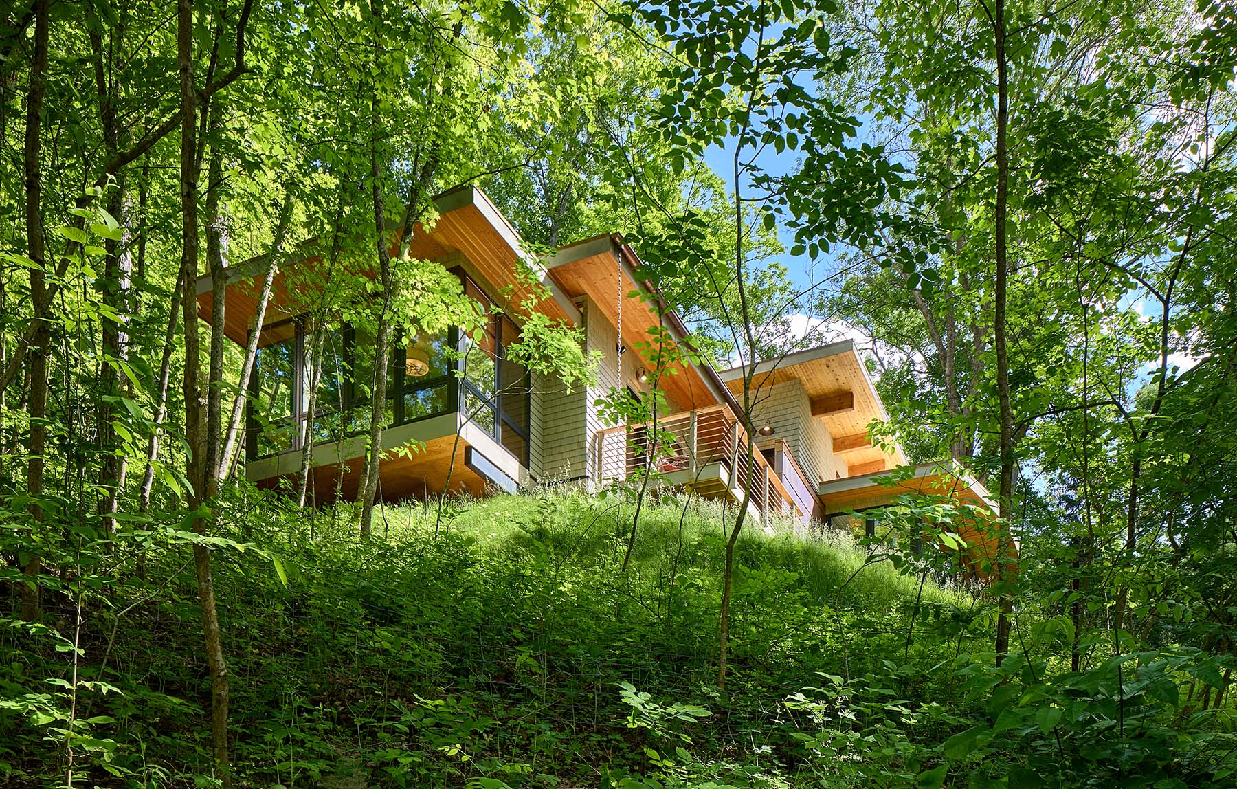 Woodland Hideaway 01